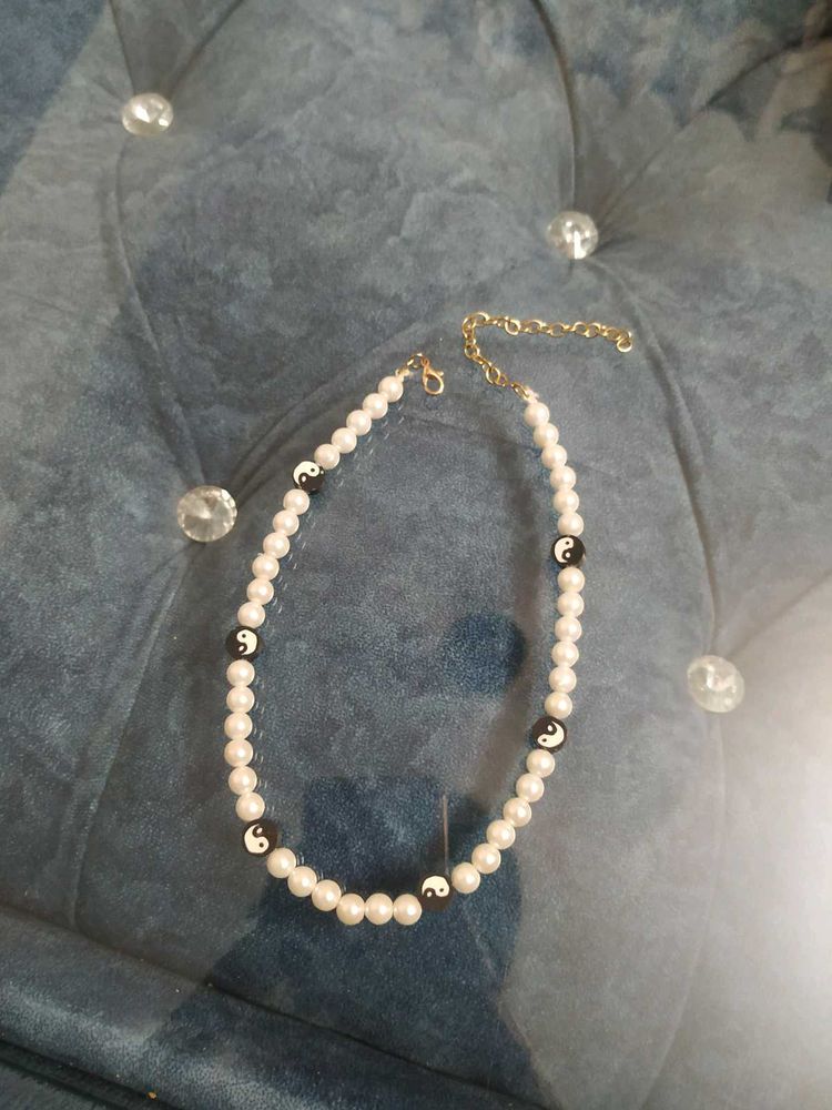 Ying Yang Neckpiece