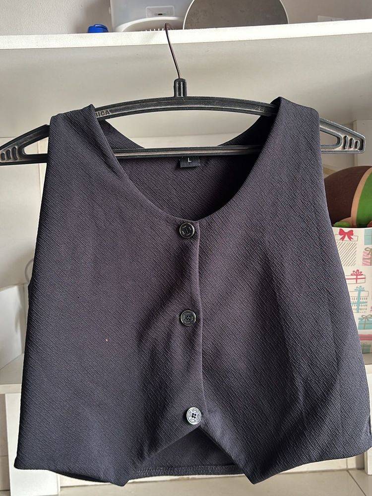 Black Vest For Workplace