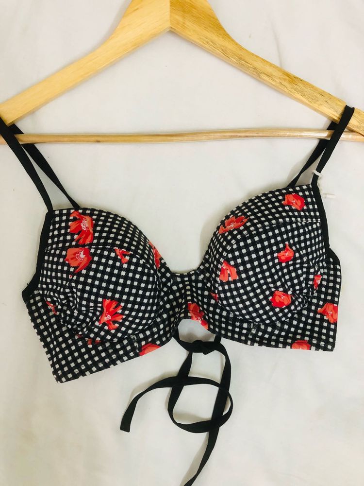 Floral Tie up Checkered Bra