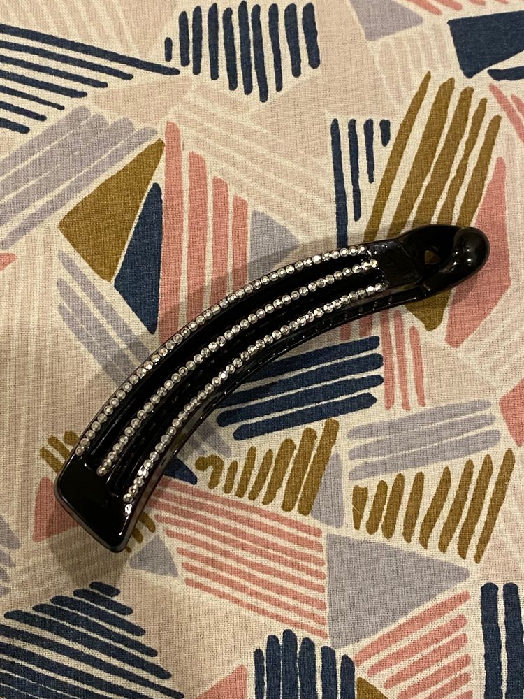 2 Banana Clips / Clutcher
