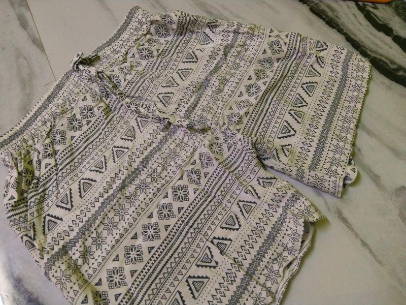 White Short