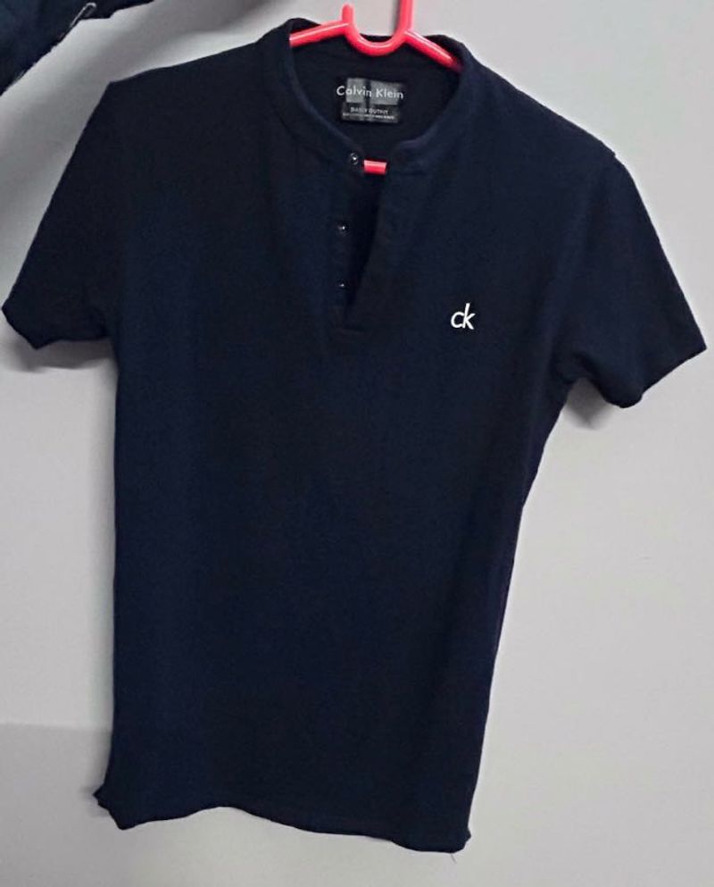 Unisex Calvin Klein Tishirt