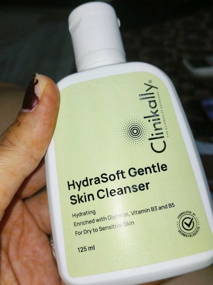 Clinikally HydraSoft Gentle Skin Cleanser