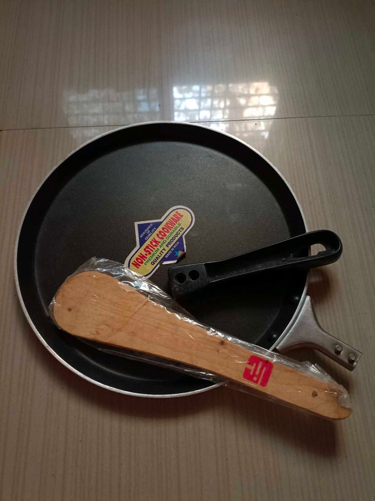 Non-Stick Tawa with Spatula
