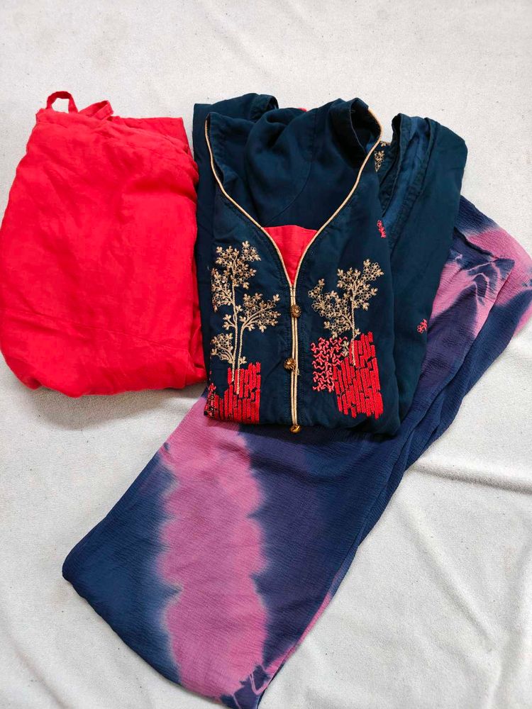 Embroidered salwar set