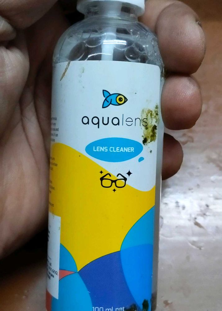 Lens cleaner