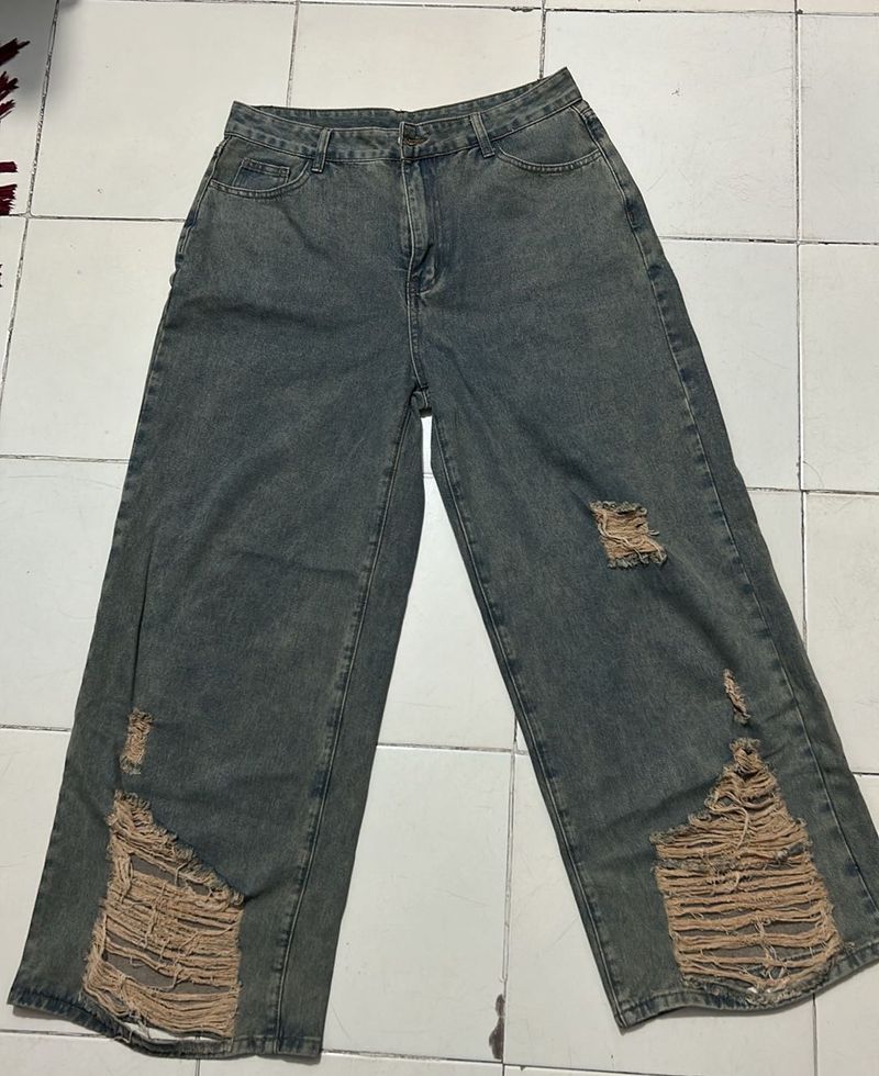 Vintage Distressed High-Waisted Wide-Leg Jeans