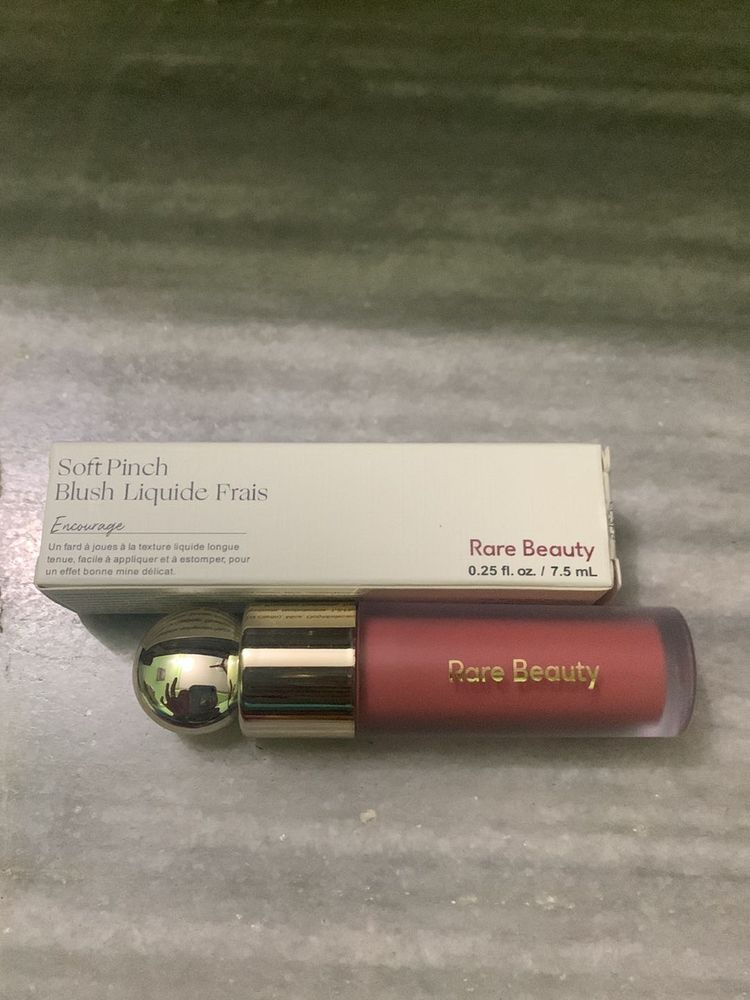 Rare Beauty Blush(500 Each)