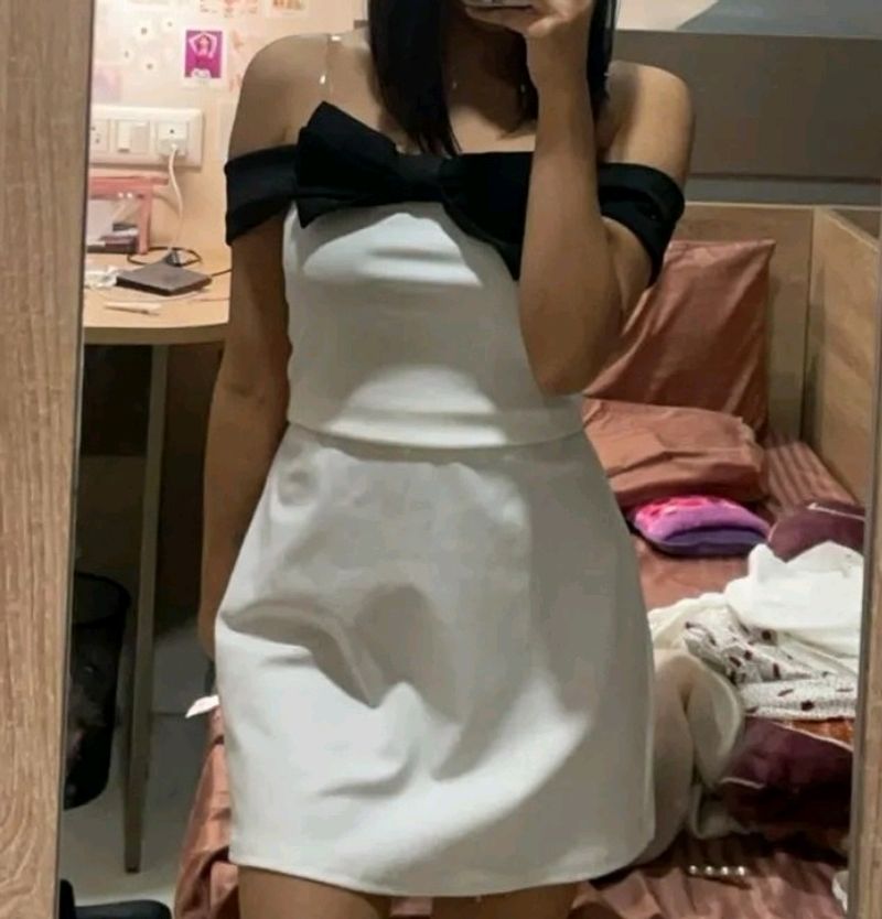 Blackpink Jennie Met Jala White Bow Bodycon Dress