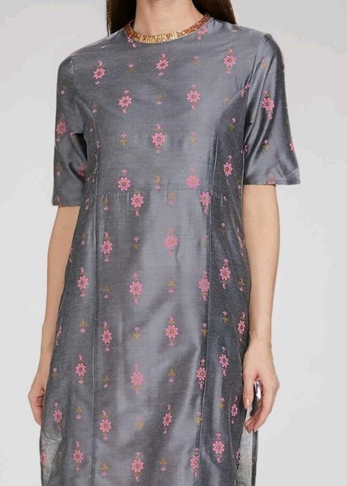 Tavasya Women's Printed Straight Kurta