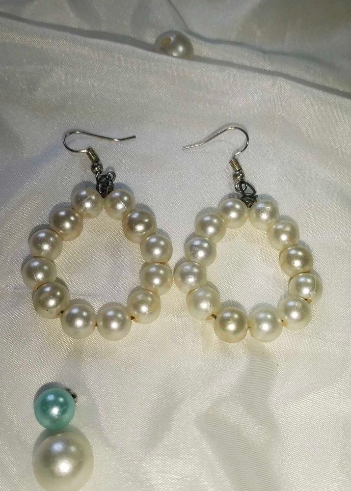 HANDCRAFTED  PEARL  EARRINGS