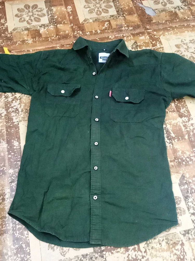 Dark Green Levi&#39;s Shirt