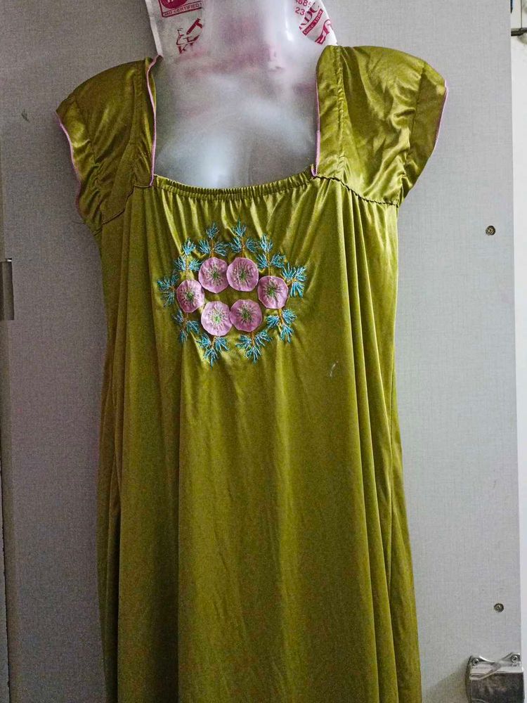 Green Colour Nighty/nightwear
