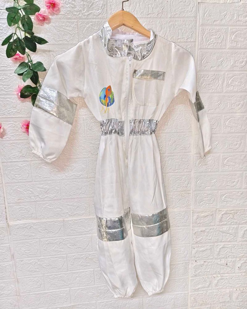 Astronaut Costume For 4 To 6 Years Kids