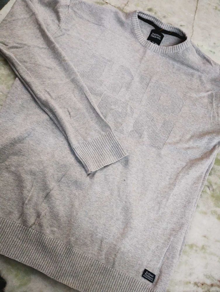T-shirt Sweater
