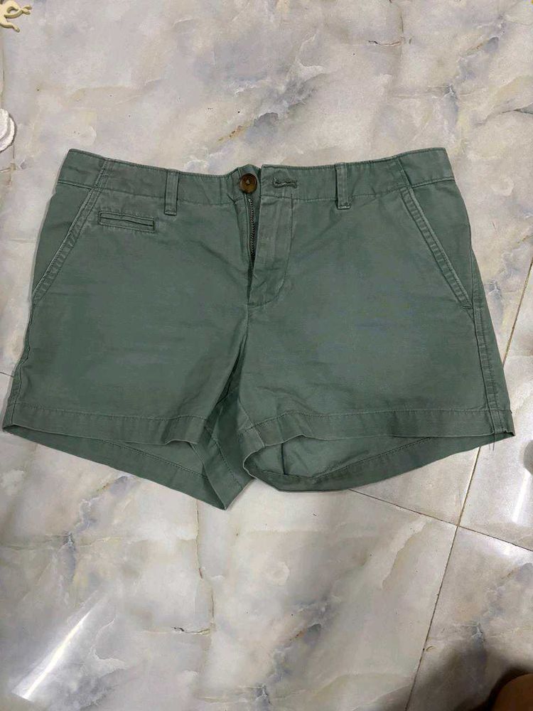 Green Short Pants
