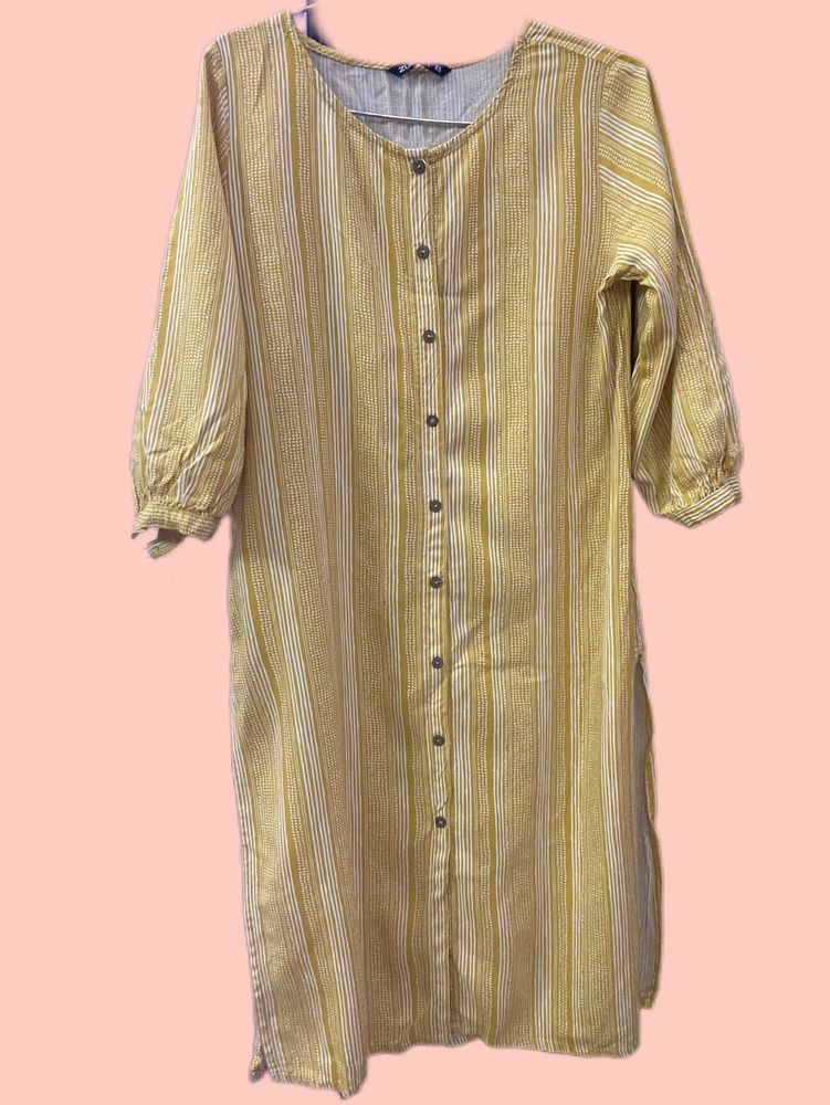 Yellow White Kurti Lines Straight Pattern