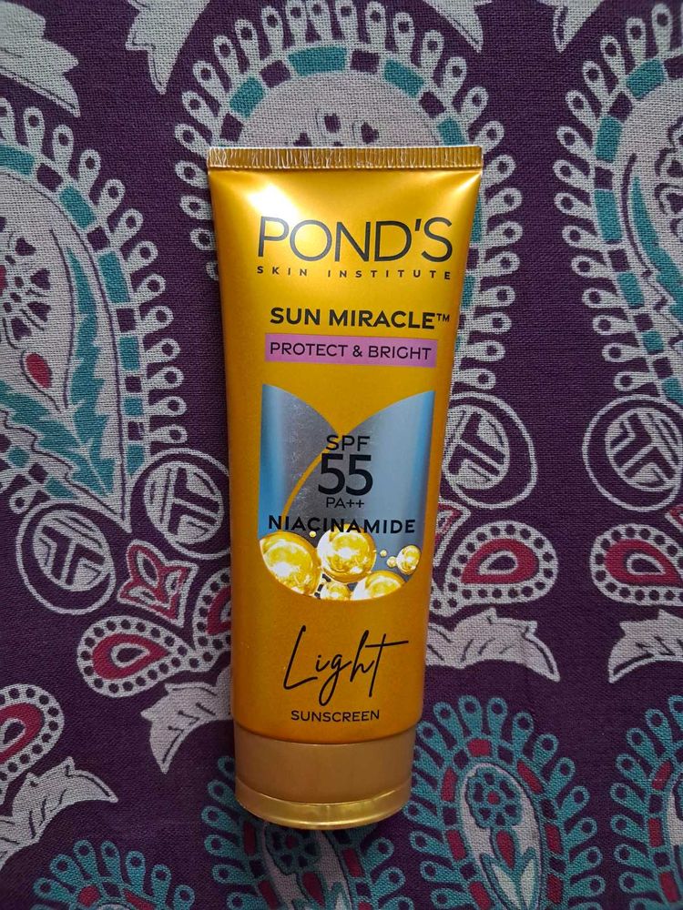 PONDS Sun Miracle Light Sunscreen