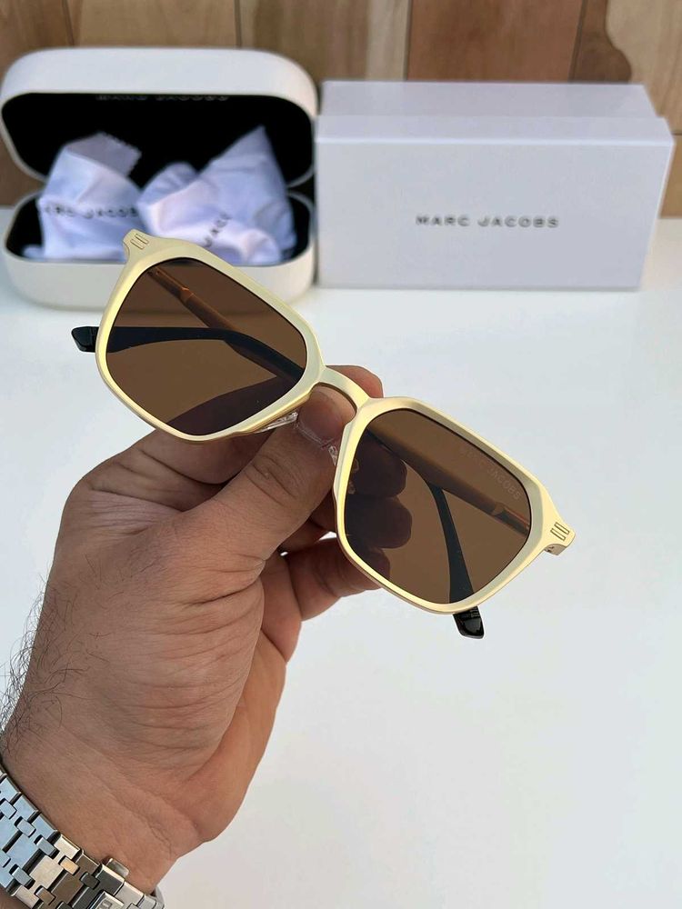 MARC JACOBS Sunglasses
