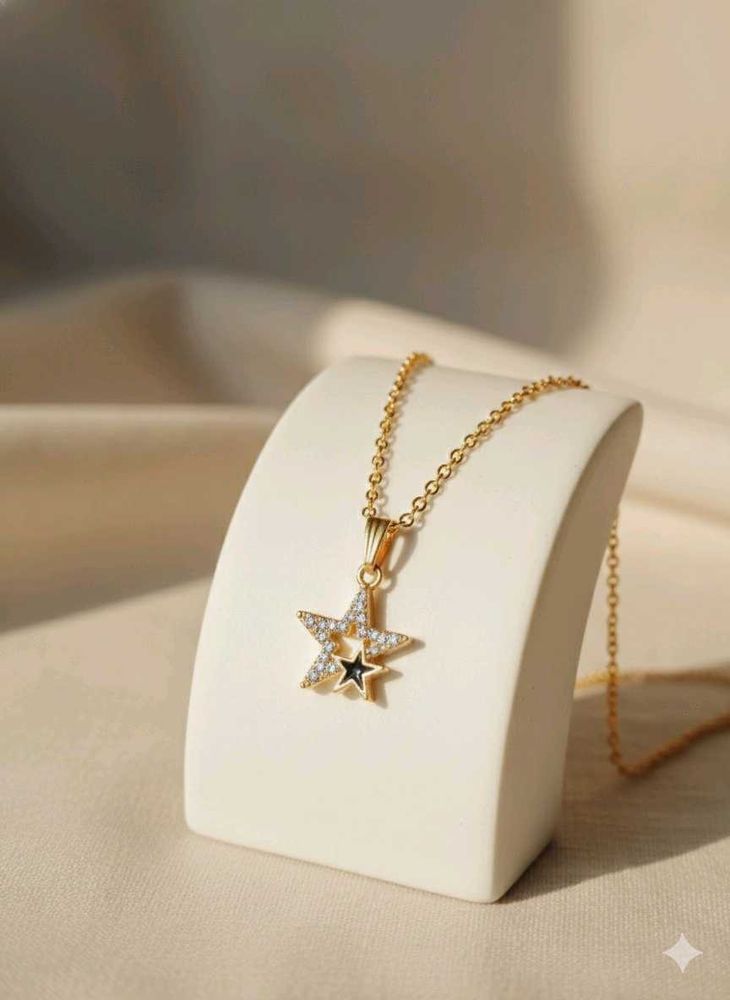 🔥BUY2GET 1 FREE🔥Star Pendant Necklace