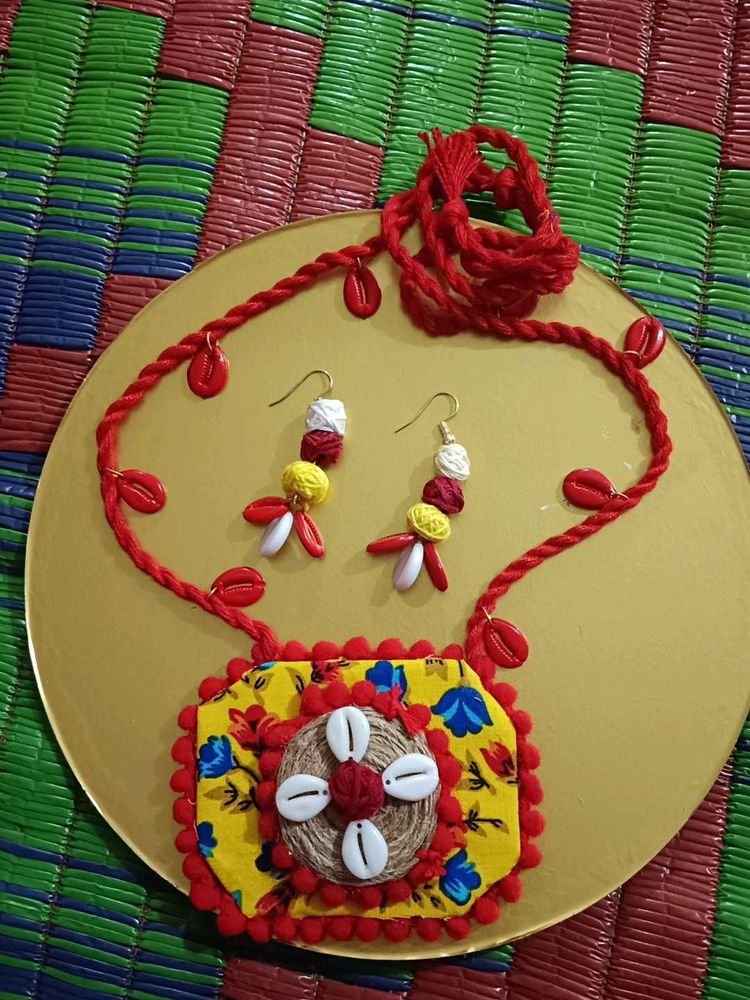 Handmade Cowrie Shell Necklace &amp; Earring Set