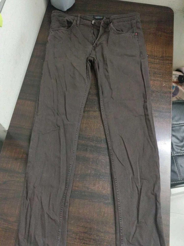 Men&#39;s Brown Jeans