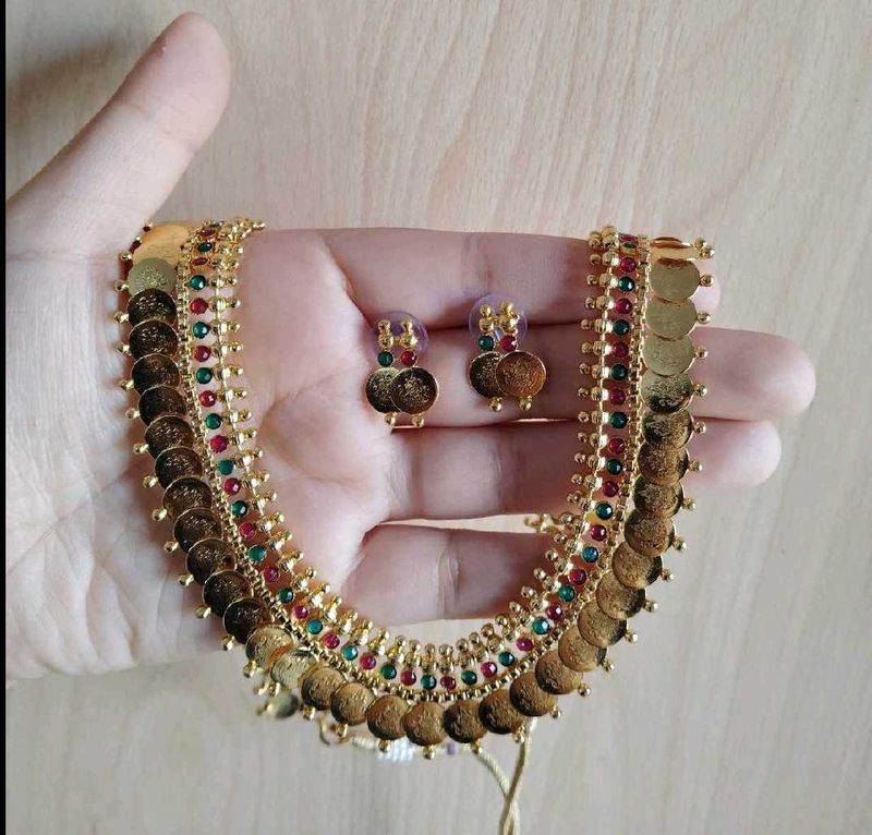 Gold Coin Necklace &amp; Earring Set❤️