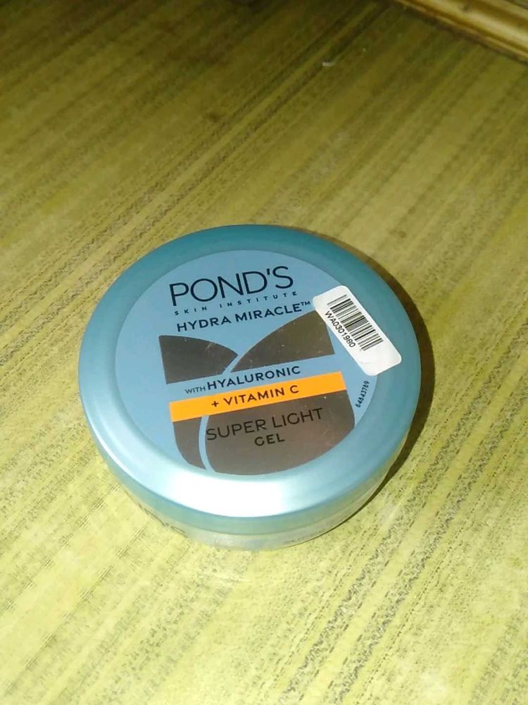 POND&#39;S Moisturizer