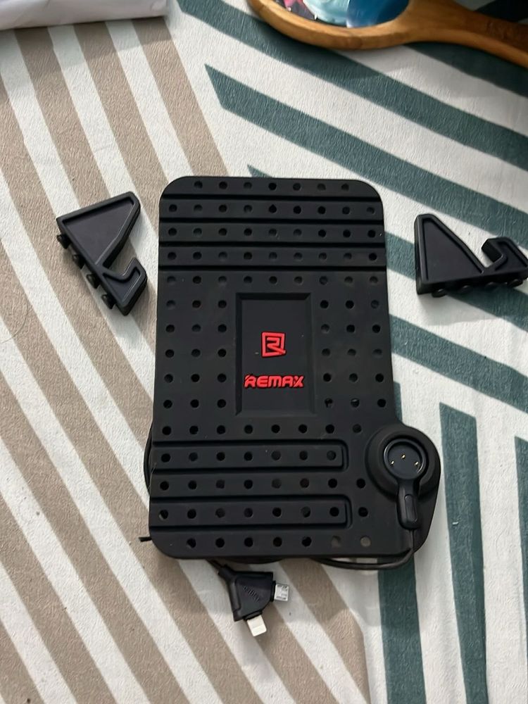 REMAX Car Holder