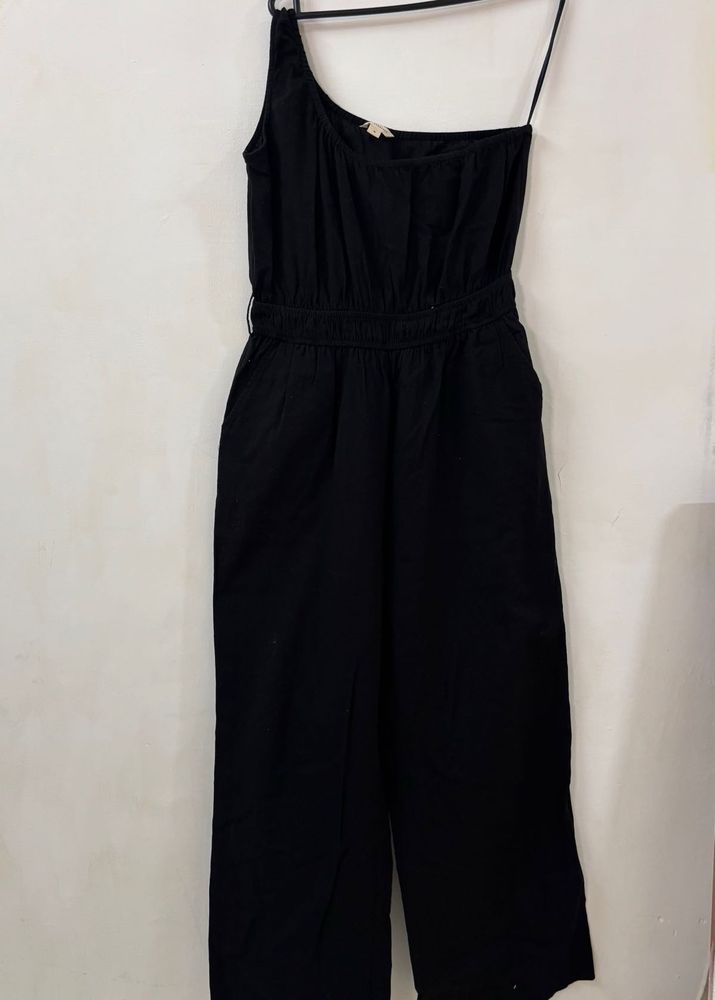 Black One-Shoulder Jumpsuit