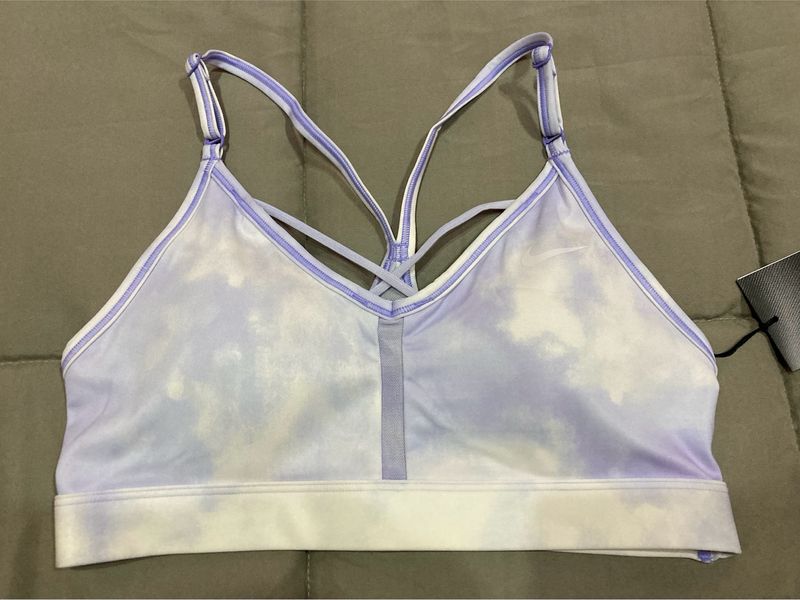 NIKEWomen Sports Lightly Padded Bra (Purple)