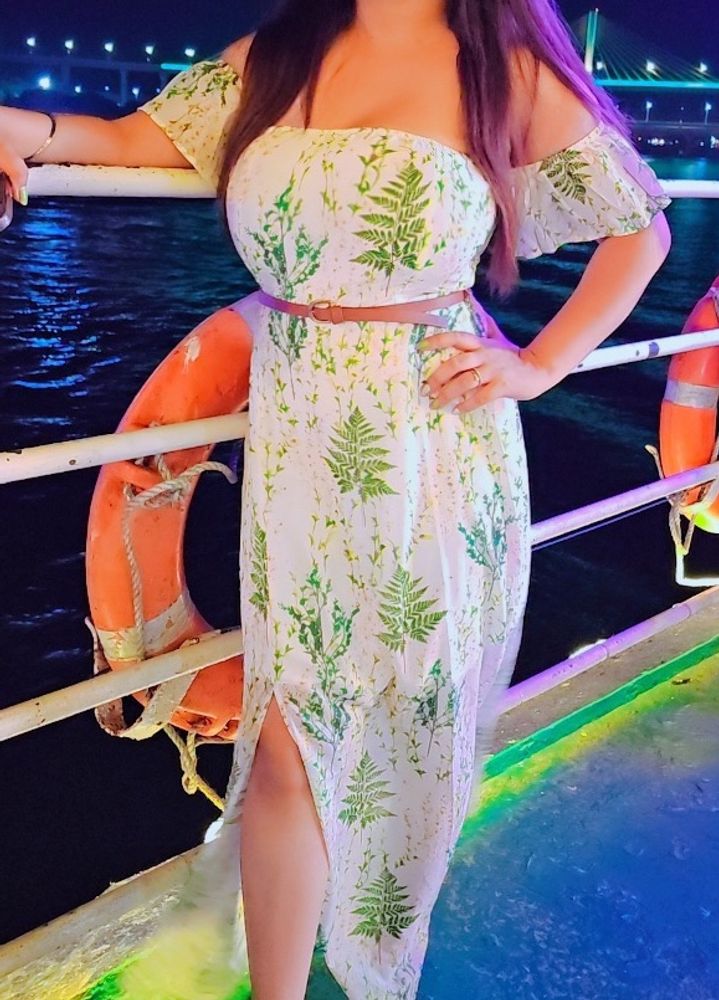 Awesome Green Dress For Party And Beach
