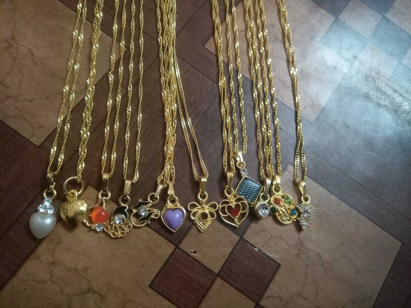 Gold Tone Chains with cute pendant 💞