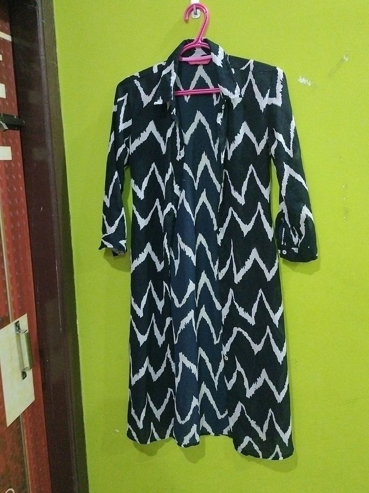Black N White Shrug  Indo