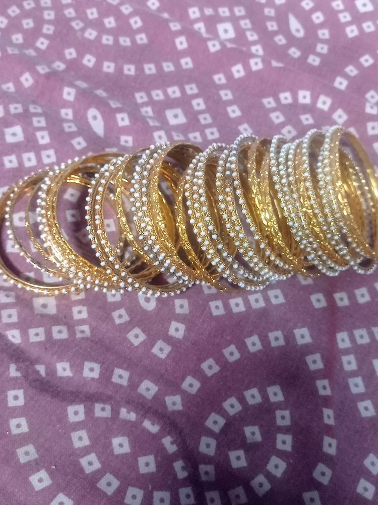 36 Piece Of Golden And Moti Based Churi