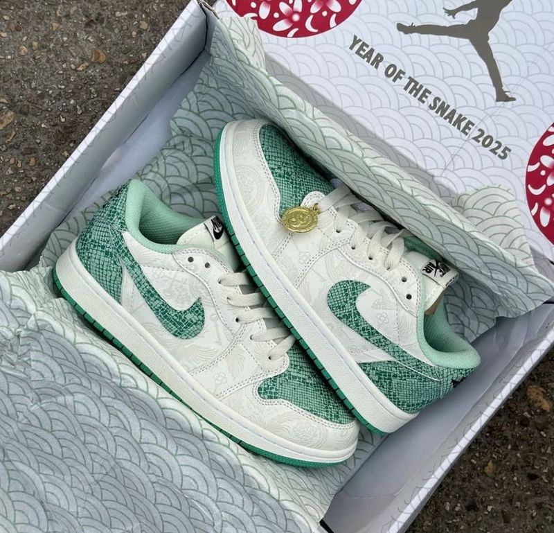Jordan 1 Low SE – Year of the Snake (2025)