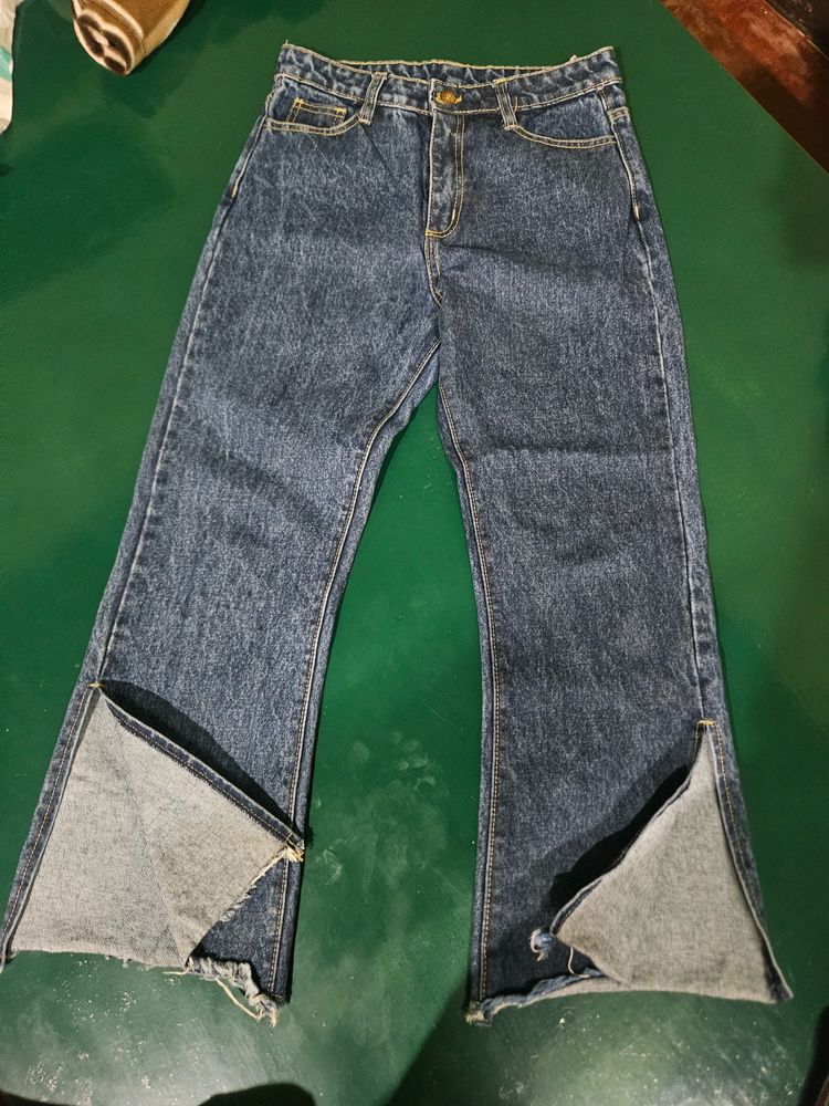 Women&#39;s Jeans