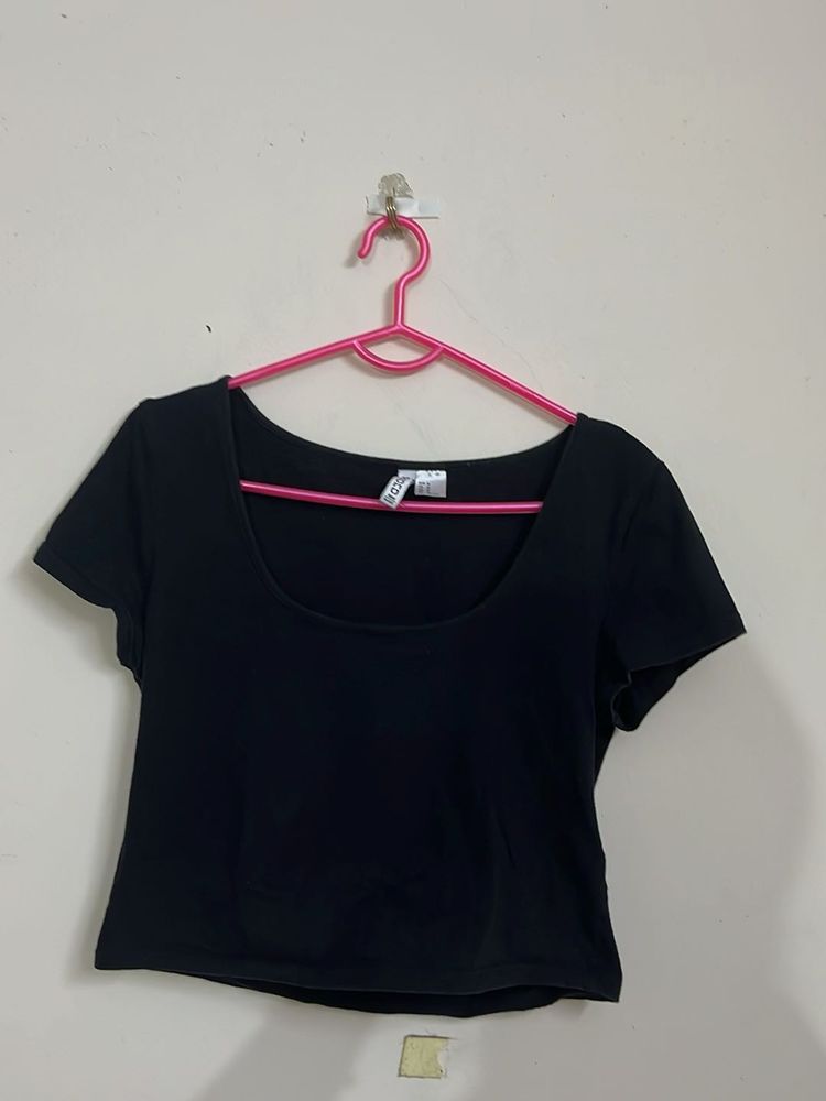 Black Square Neck Crop Top