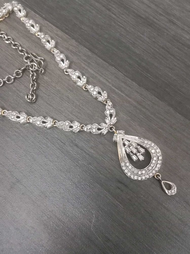 Elegant Silver-Tone Necklace