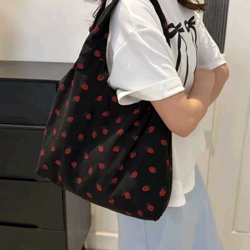 Savana Strawberry Print Tote Bag