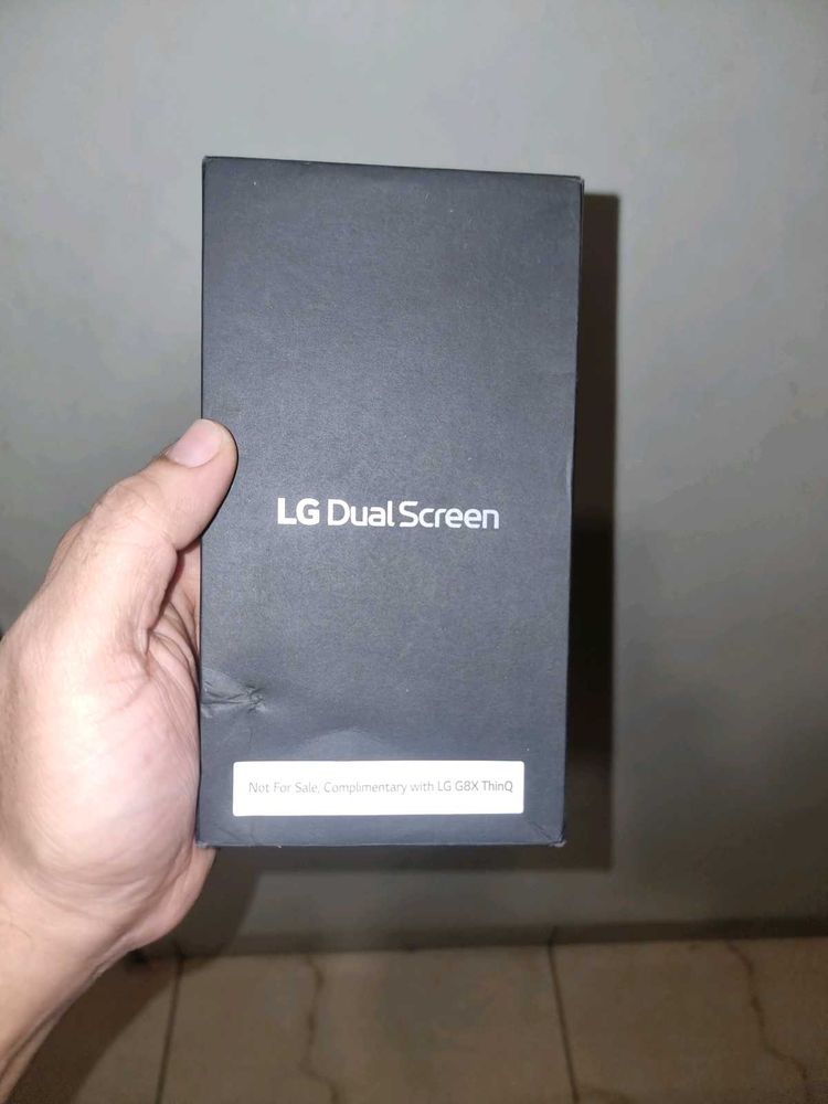 LG 8x Dual Screen - Pristine Condition