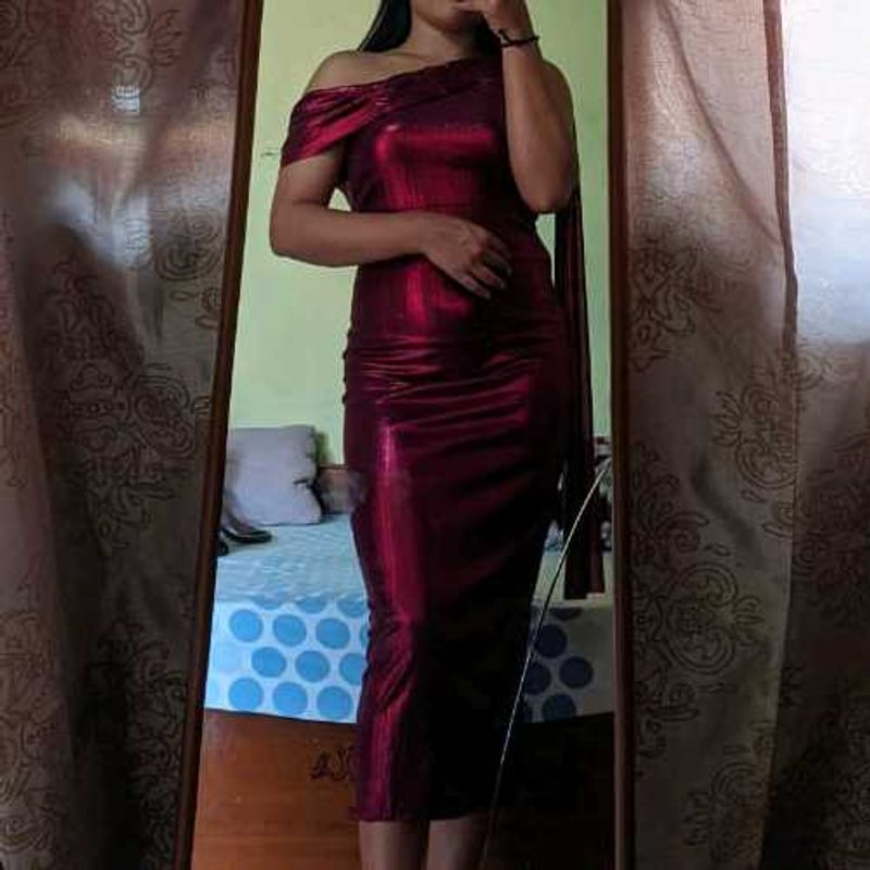 Elegant metallic Gown
