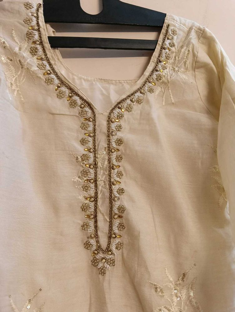 Punjabi Suit With Beautiful Net Dupatta✨