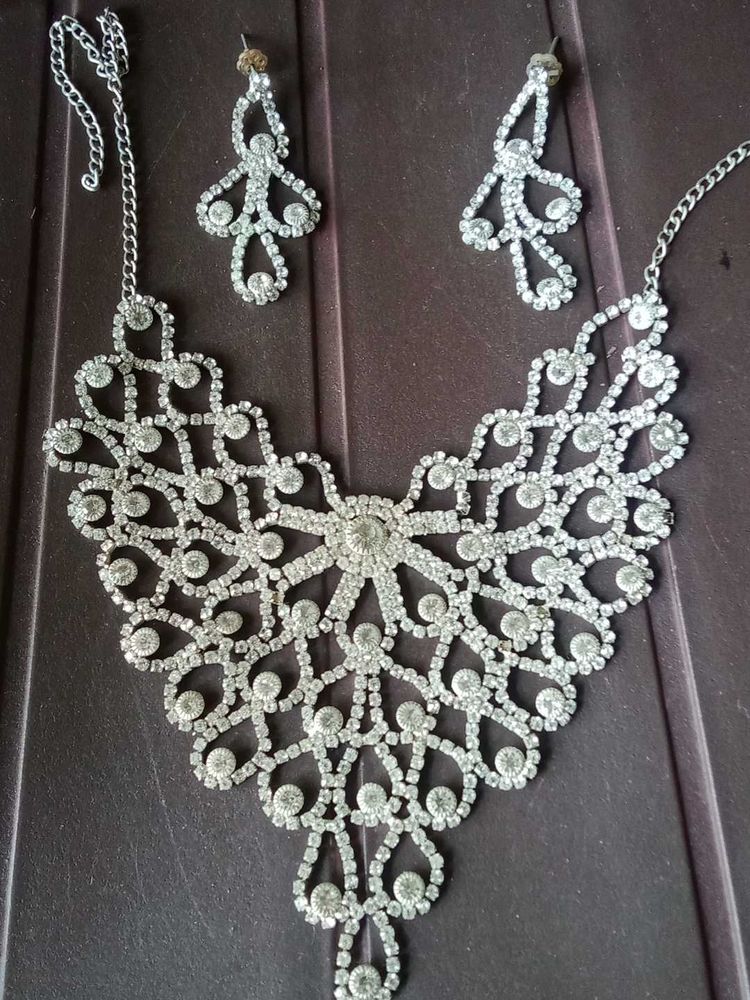 Sparkling Jewelry Set