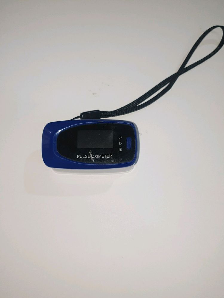 Pluse Oximeter And 36 Labels .