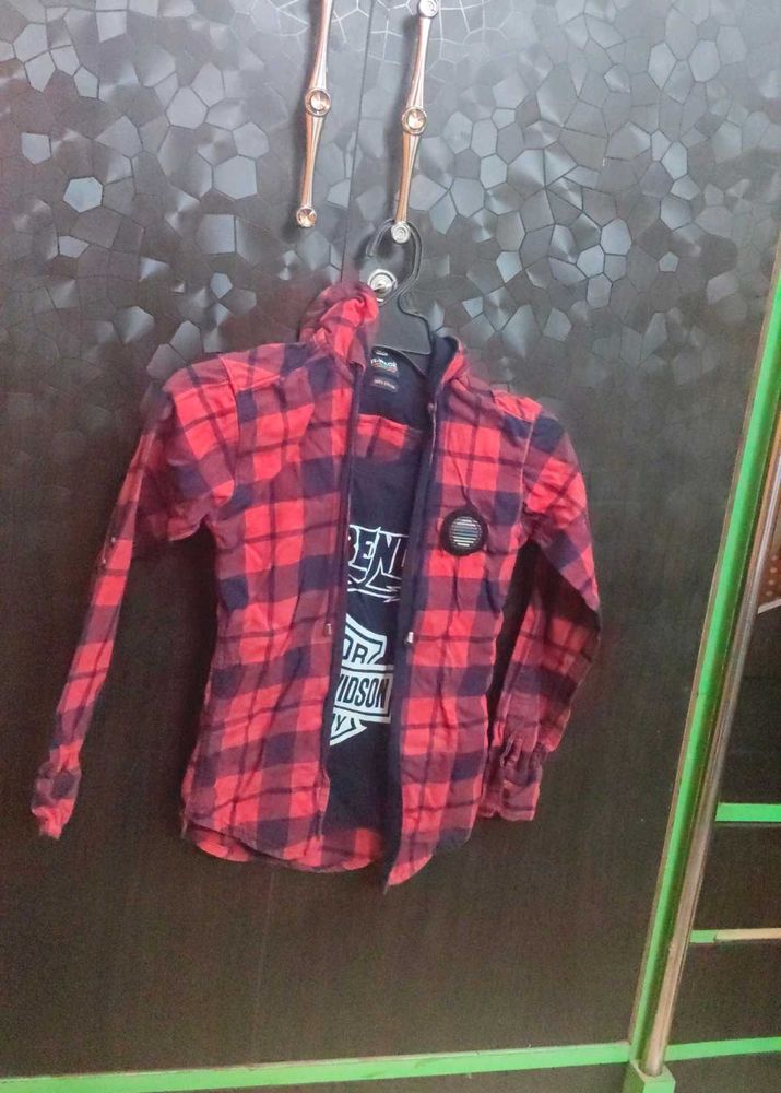 Boy&#39;s Red Plaid Shirt &amp; Tee Set