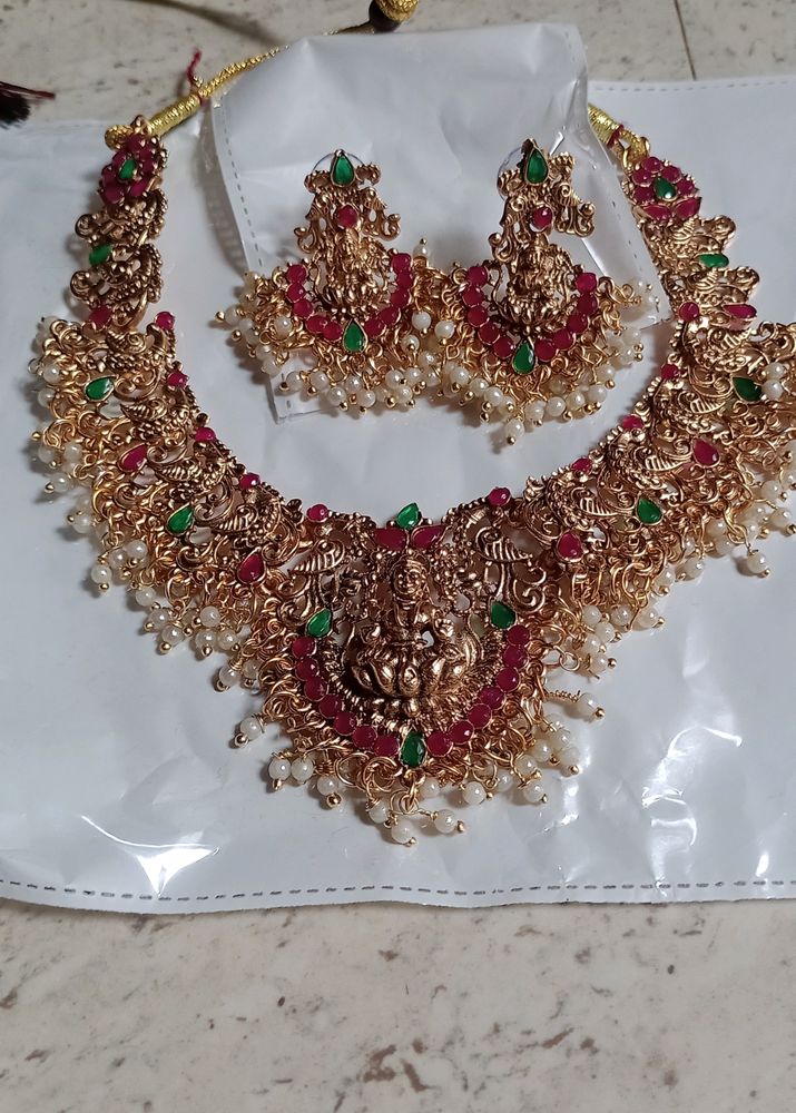 Temple Jwellery Set