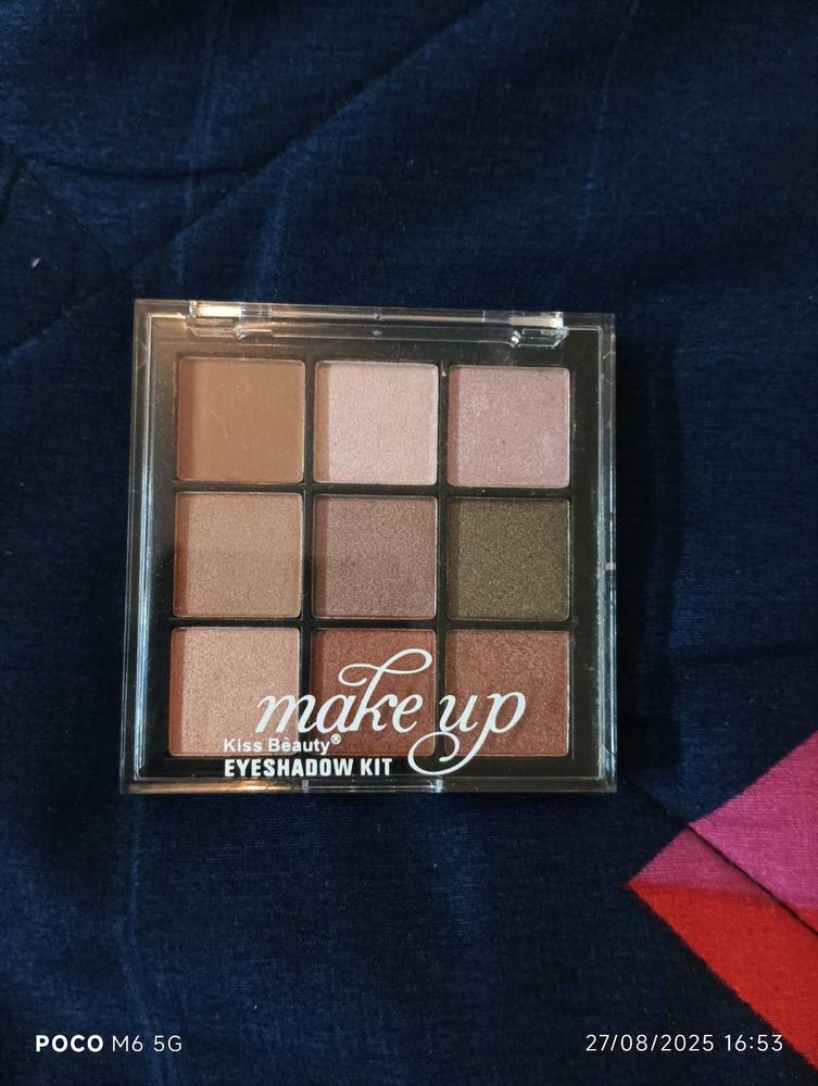 Kiss Beauty Eyeshadow Kit