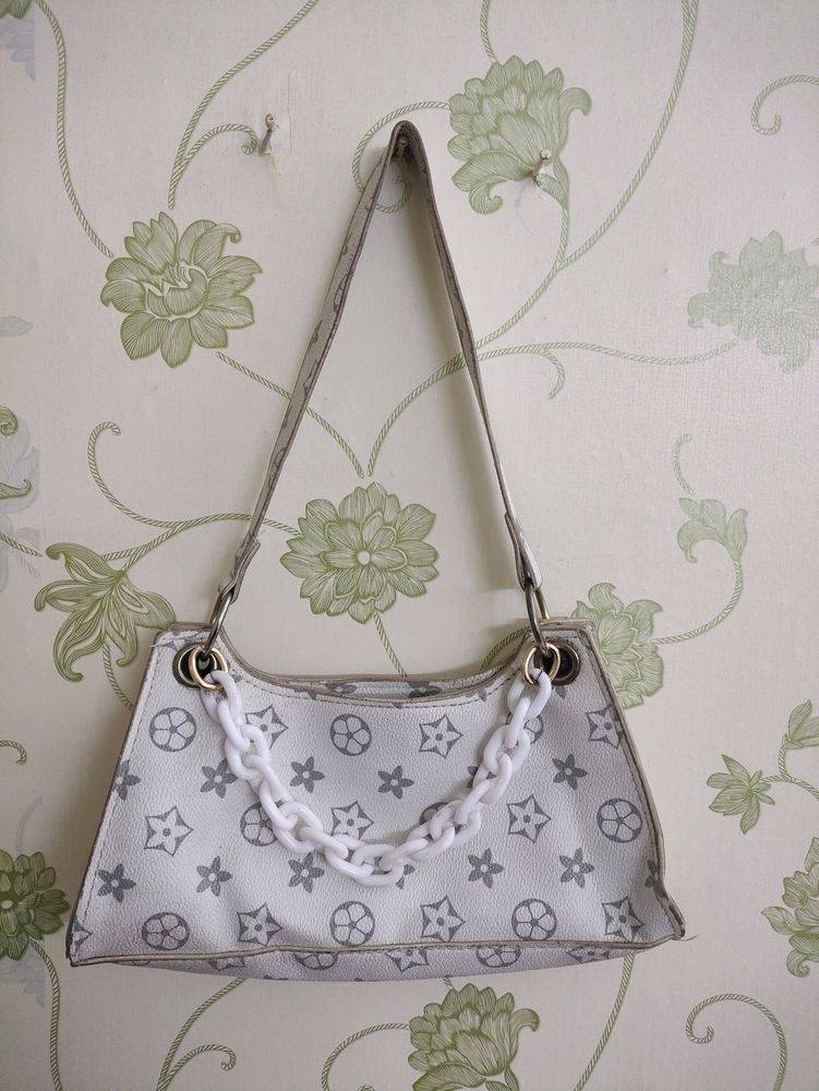 Y2k Purse🤍