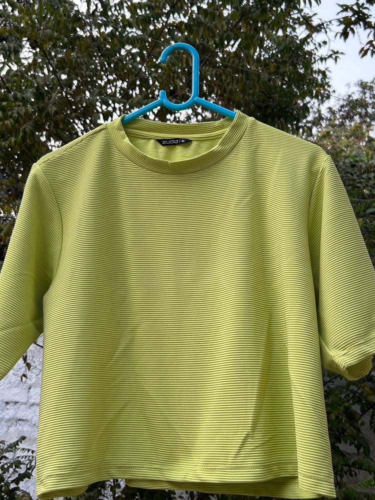 Fluorescent Green Top